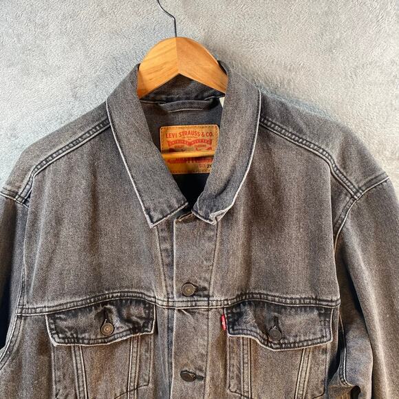 Levi's Trucker Jacket Men Size 2XL Gray Denim Distressed Cotton - Picture 6 of 15